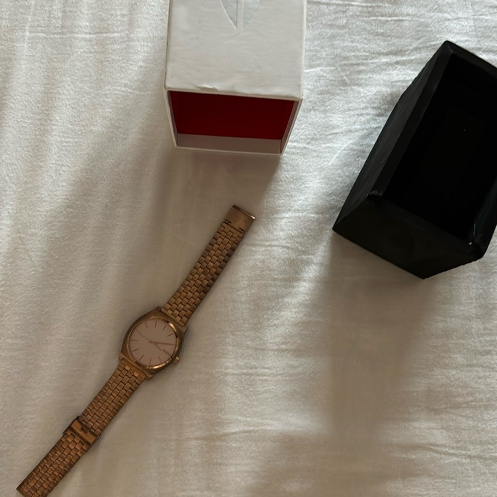 Rose Gold Time teller watch Nixon